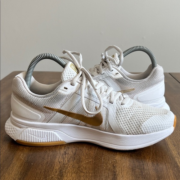 Nike Run Swift 2 White and Gold Athletic Shoes CU3528-010 Women’s Size 7.5 - Picture 7 of 14